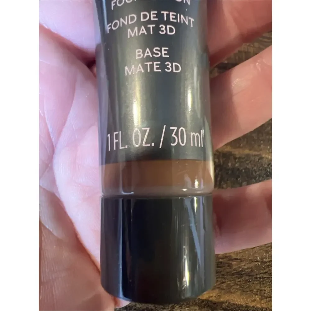 Mary Kay TimeWise Matte 3D Foundation Bronze C 170